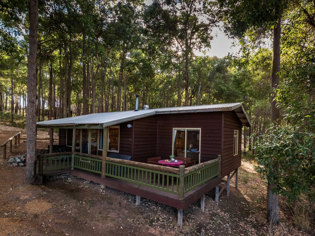 Balingup Heights Hilltop Forest Cottages Exterior photo